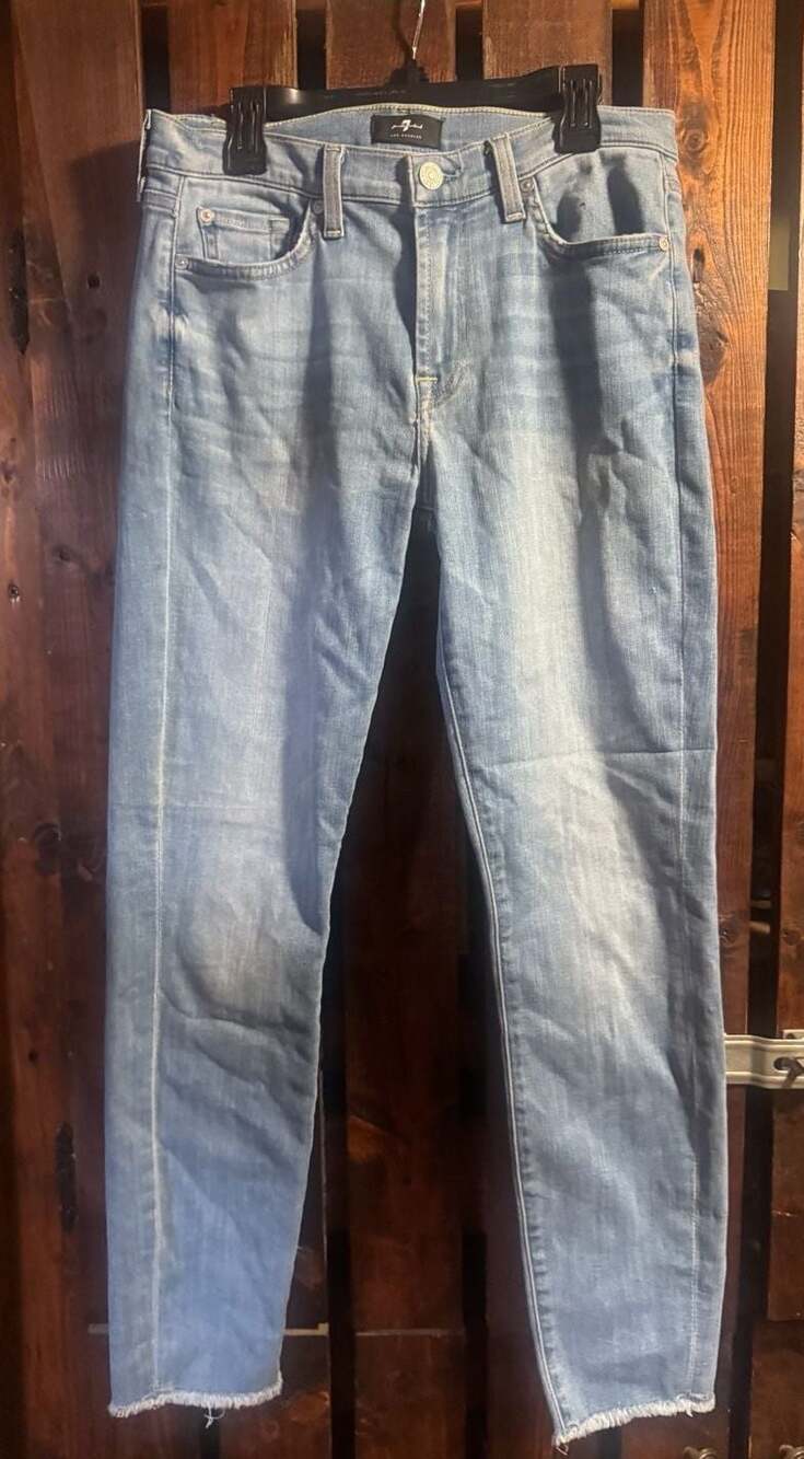 7ForAllMankind High Rise Skinny Ankle Jeans W/ Raw Hem, Light Wash, Size 28